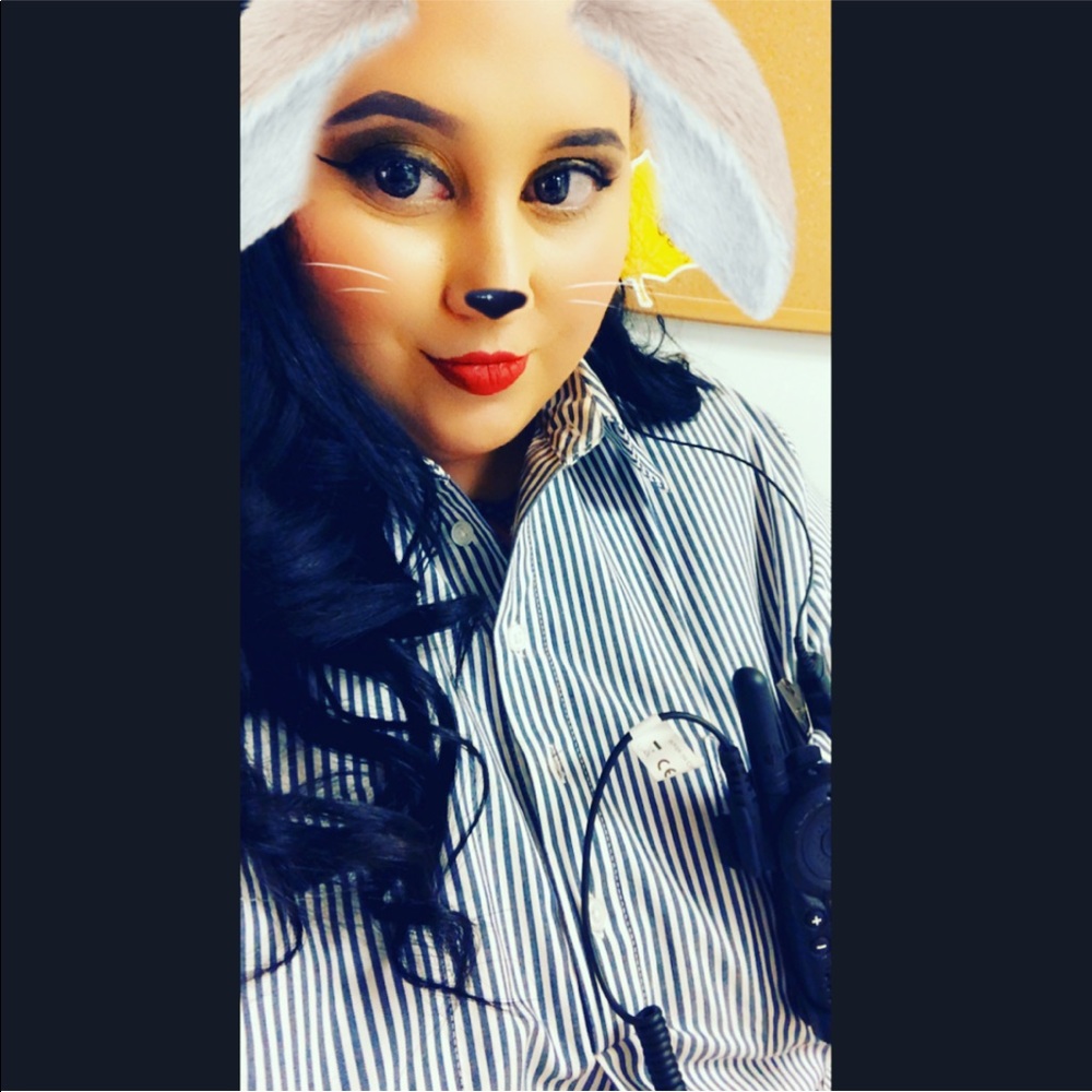 Meet your Posher, Haydee